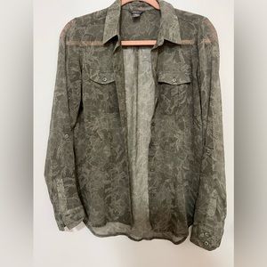 Eddie Bauer Blouse size XS